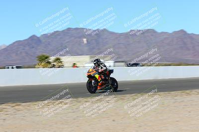 media/Jan-09-2022-SoCal Trackdays (Sun) [[2b1fec8404]]/Front Straight Speed Shots (1pm)/